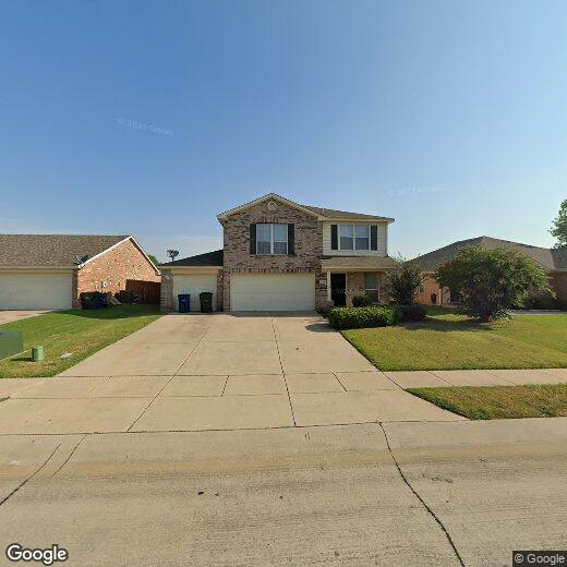 Primary Photo - 305 Deer Run Dr