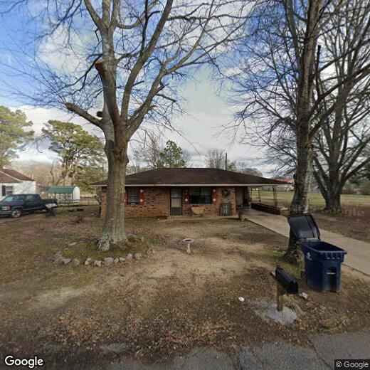 104 N Oak St, Booneville, MS 38829 House for Rent in Booneville, MS