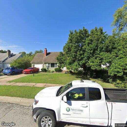 Primary Photo - Charming and Spacious 4-Bedroom, 2-Bathroo...