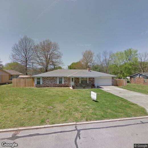 2225 Emma Ave, Fayetteville, AR 72701 House for Rent in Fayetteville