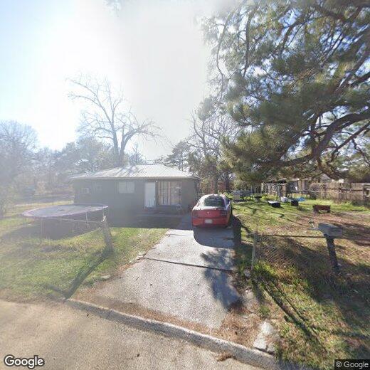 Foto principal - 6127 Pontotoc St