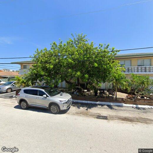 Primary Photo - 1044 NE 8th Ave