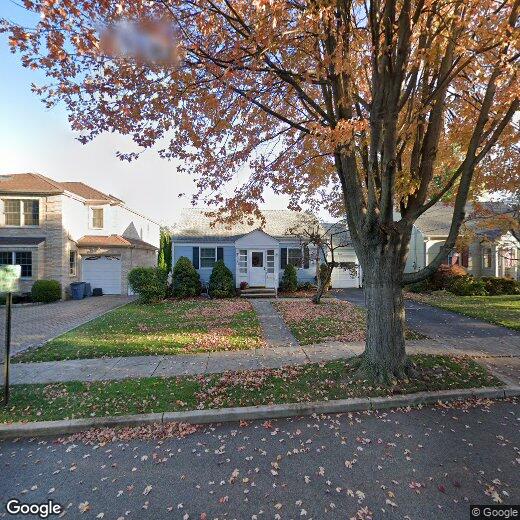 Primary Photo - 15 Cottage Ln