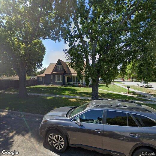 Primary Photo - 512 N Elm St