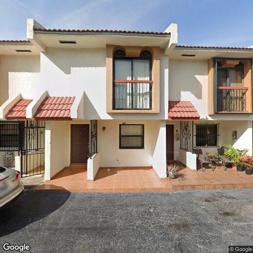 Foto principal - 8389 NW 8th St