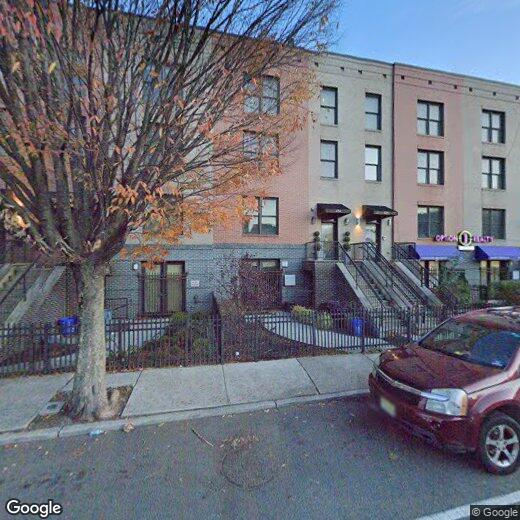 Primary Photo - 452 Washington St.