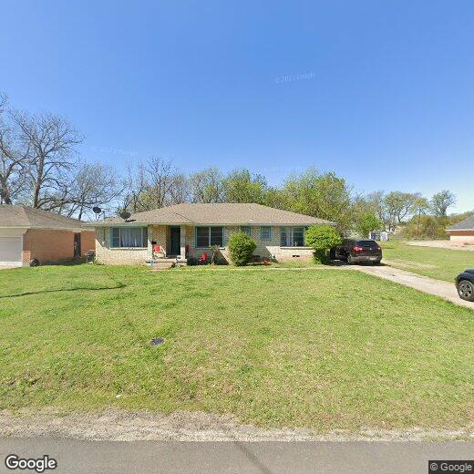 Primary Photo - 4651 C L Veasey Blvd