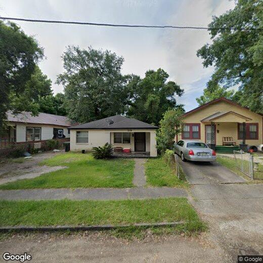 Primary Photo - 518 Main Blvd