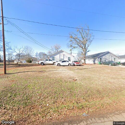 Primary Photo - 34 Pond St