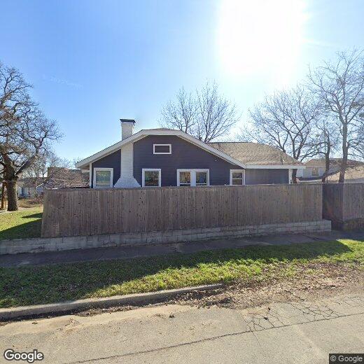 Primary Photo - 1123 Ballard Ave