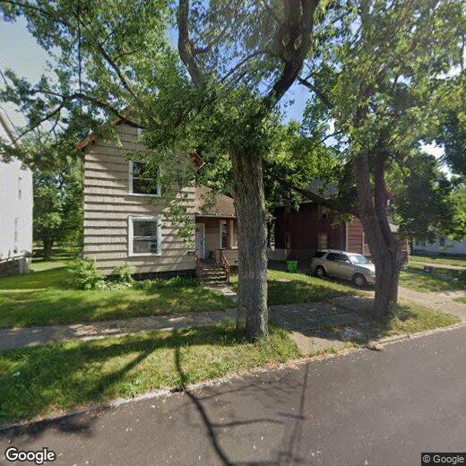 Primary Photo - 111 Maple Ave SE