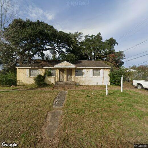 Foto principal - 2101 N Woodlawn Dr