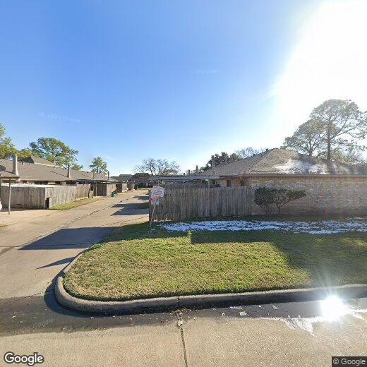 Foto principal - 12349 Sharpview Dr
