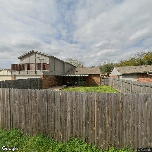 Primary Photo - 8718 Linda Vista Dr