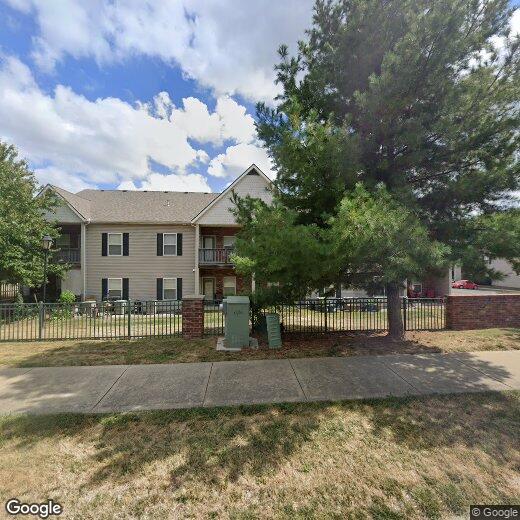 Primary Photo - 957 SW Clark Rd