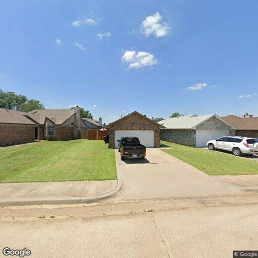605 Stoneridge Dr, Moore, OK 73160 House Rental in Moore, OK