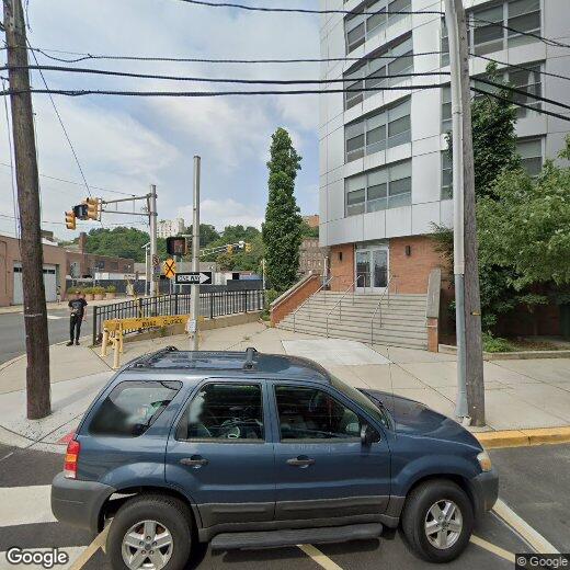 Primary Photo - 100 Marshall St