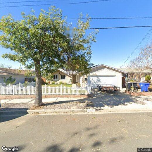 Foto principal - 4838 Mt St Helens Dr