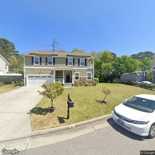 Primary Photo - 440 Shorewood Pl