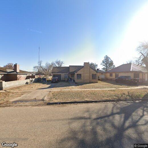 Primary Photo - 418 N Briscoe Ave