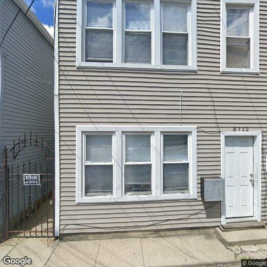 Primary Photo - 2911 N Ridgeway Ave