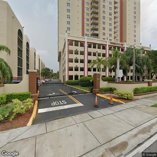 Primary Photo - 9595 Fontainebleau Blvd