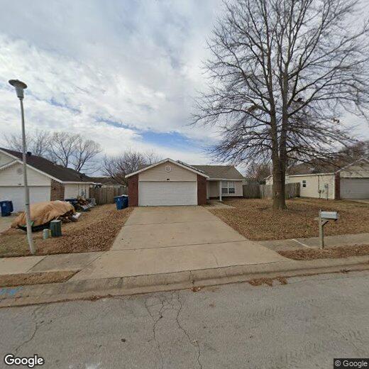 Primary Photo - 1204 Ryan St
