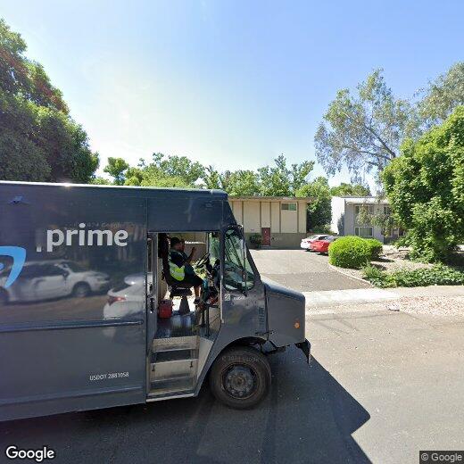 Primary Photo - 1422 Drake Dr