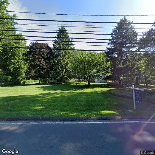 Primary Photo - 511 Roxbury Rd