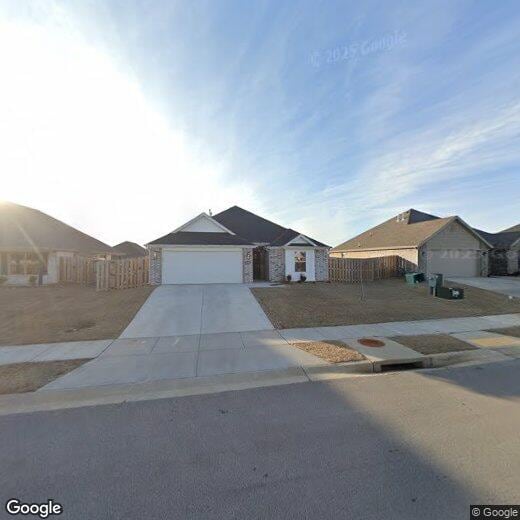 Foto principal - Great Home in Southwinds Subdivision