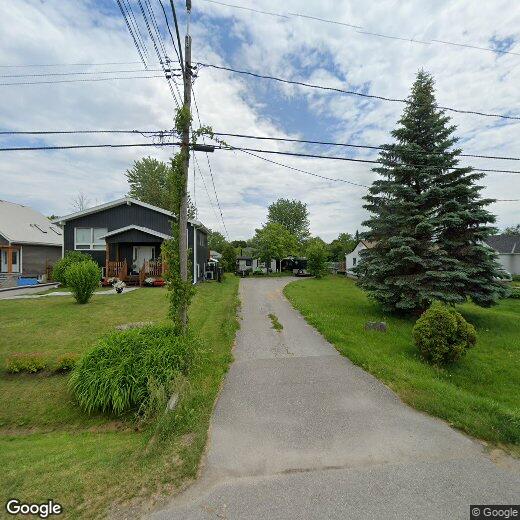 823 Montsell Ave, Willow Beach, ON L0E 1S0 House for Rent in Willow