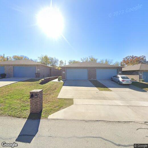 Foto principal - 8033 Arbor Ave