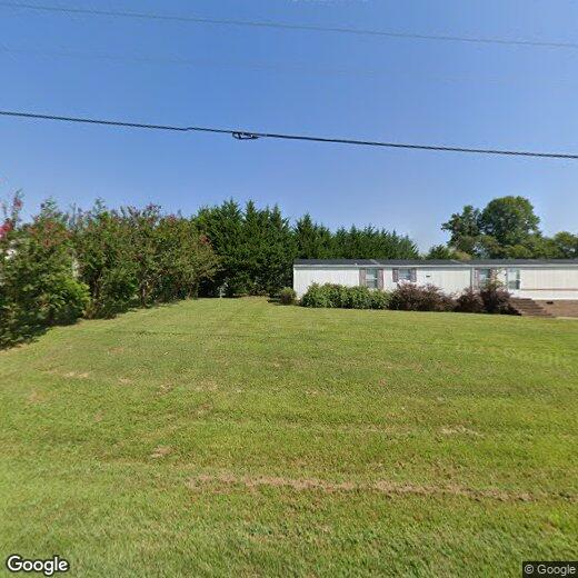 Foto principal - Move-In Ready 3 Bed, 2 Bath Home in Newton...