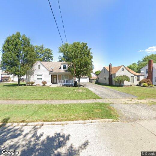 Primary Photo - 40 Beechwood Dr