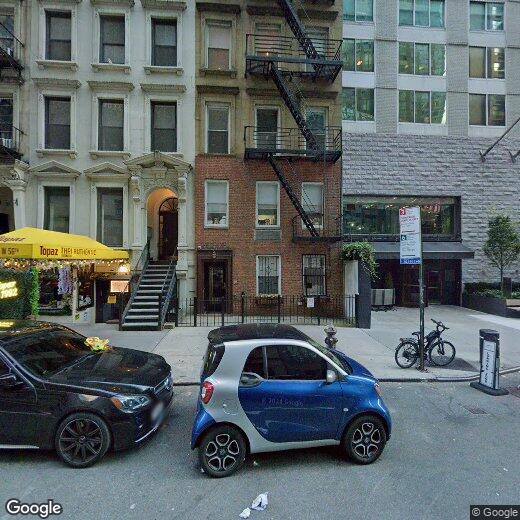 Primary Photo - Mint Duplex 3 BR in Midtown West