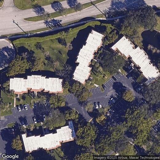Foto principal - 15705 W Waterside Cir