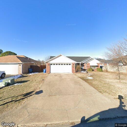 Primary Photo - 2102 SE Atherton Cir