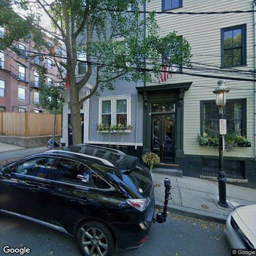 Primary Photo - 2 Lexington St