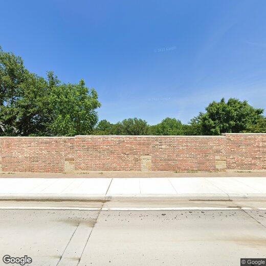 Primary Photo - 901 Mission Dr