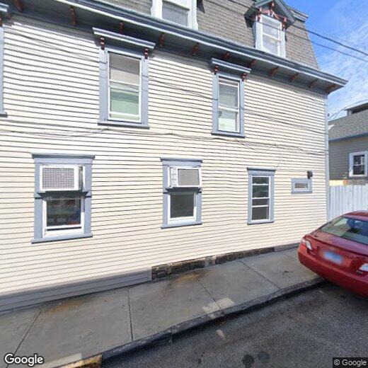 Primary Photo - 462 Thames St