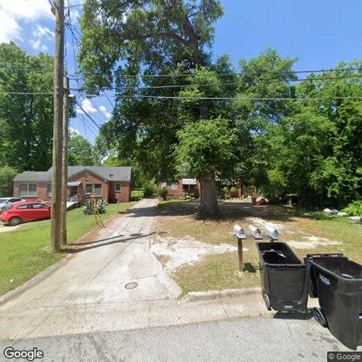 Primary Photo - 2106 S Andrews Cir