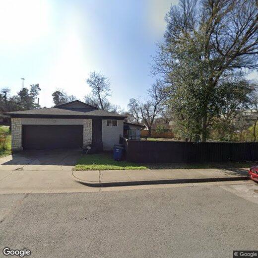 Foto principal - 2031 Brookhaven Dr