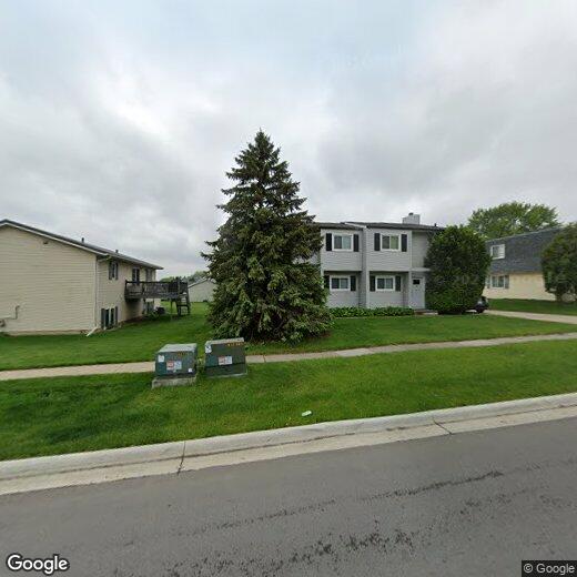 526 Wildwood Rd, Waterloo, IA 50702 Townhome Rentals in Waterloo IA