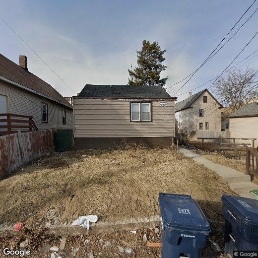 Foto principal - 1421A W Greenfield Ave