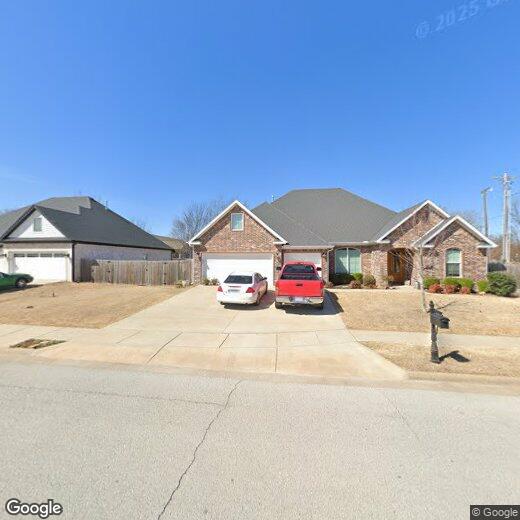 Primary Photo - 253 Gaiche St
