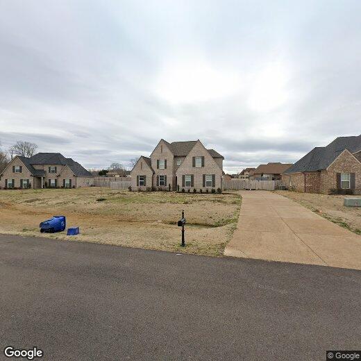 Foto principal - Now Leasing A Brand New 5 Bedroom 3 Bath H...