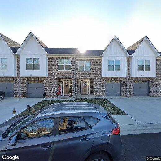 Foto principal - 1620 Higbee Mill Rd