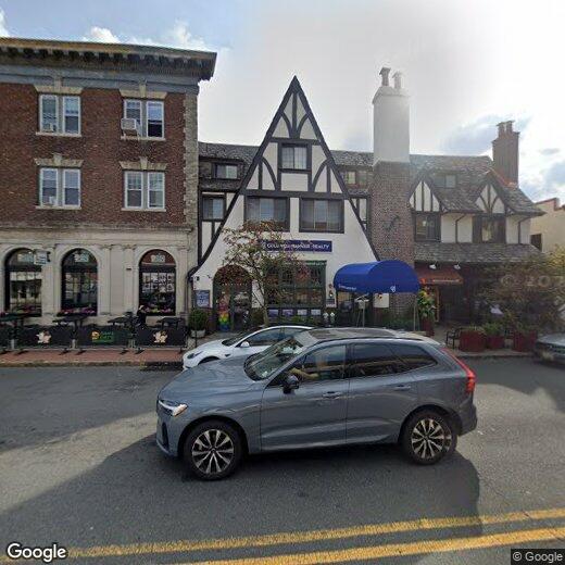 Primary Photo - 242 Bellevue Ave