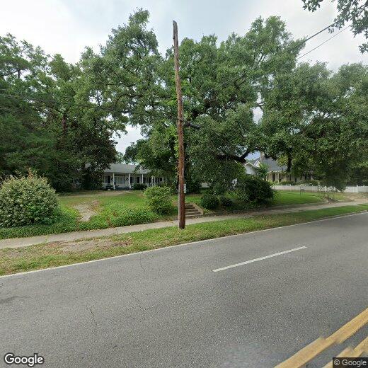 Primary Photo - 1574 Dauphin St