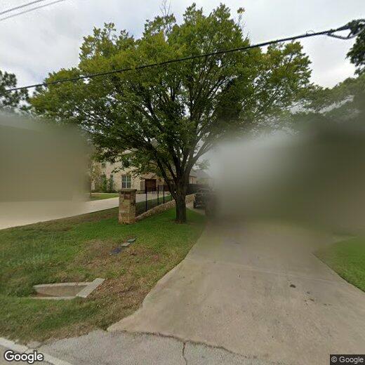 Foto principal - 400 W Highland St